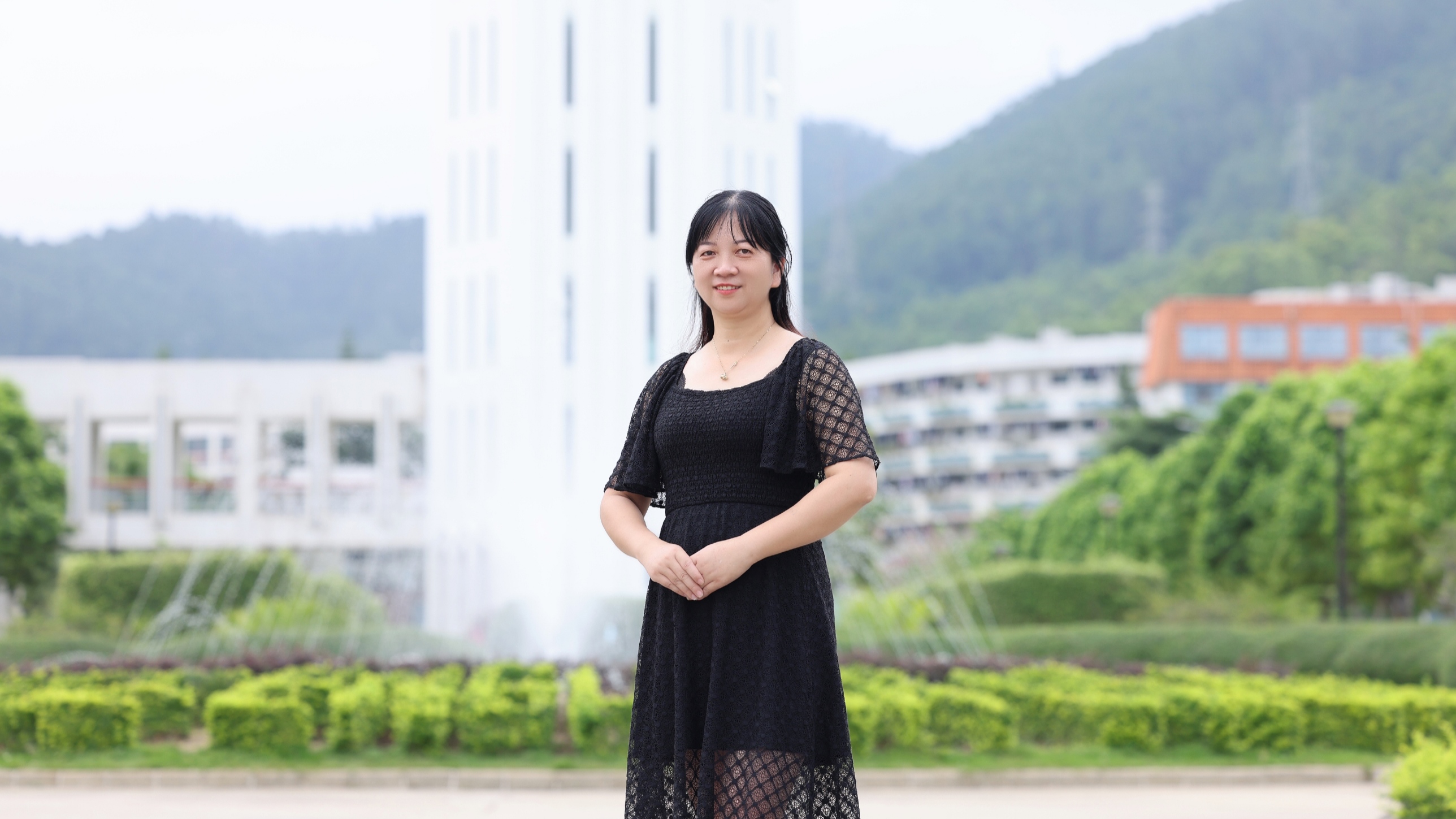 学生处副主任陈正芳