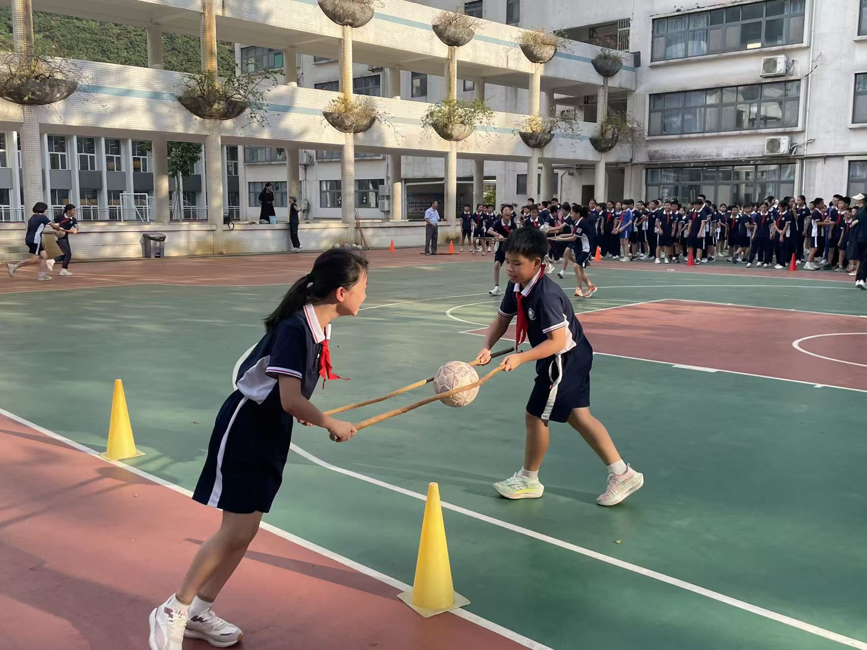 阳光体育燃激情，协作拼搏展风采