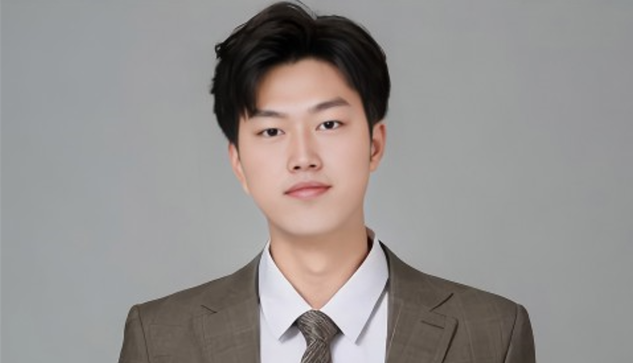 Baron 体育教师