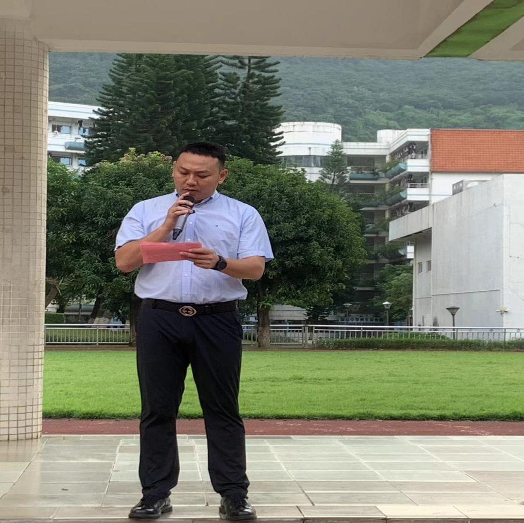 铭记历史，珍惜和平        